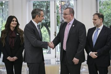 اليونان تبرم اتفاقا مع شيفرون الأميركية للتنقيب عن الغاز اليونان تبرم اتفاقا مع شيفرون الأميركية للتنقيب عن الغاز