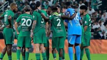 من هو معلق مباراة الأهلي ضد الرياض في دوري روشن للمحترفين؟ من هو معلق مباراة الأهلي ضد الرياض في دوري روشن للمحترفين؟