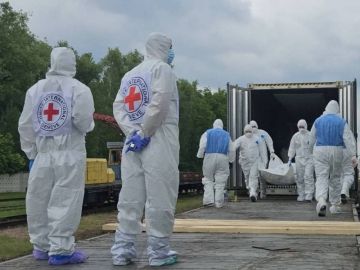 الصليب الأحمر :إعادة رفات الجنود بين روسيا وأوكرانيا الصليب الأحمر :إعادة رفات الجنود بين روسيا وأوكرانيا