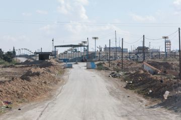 الداخلية السورية تؤكد حصول حالات فرار جماعي من مخيم الهول بعد انسحاب القوات الكردية منه