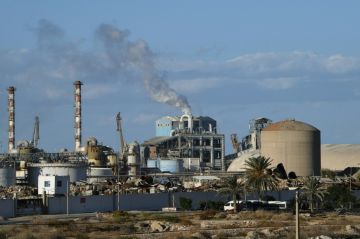 القضاء التونسي يرفض طلب ناشطين تعليق إنتاج مصنع كيميائي لعدم ثبوت ضرر التلوث