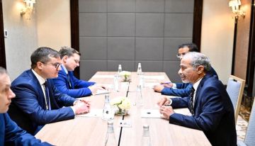 الحوار الجنوبي وتطوير العلاقات على طاولة لقاء الفريق الصبيحي والسفير الروسي الحوار الجنوبي وتطوير العلاقات على طاولة لقاء الفريق الصبيحي والسفير الروسي