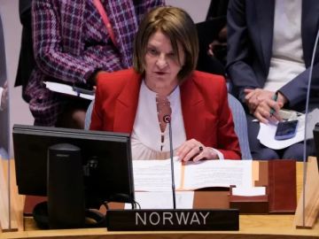 استقالة سفيرة النرويج لدى الأردن والعراق.. فما دخل وثائق إبستين؟ استقالة سفيرة النرويج لدى الأردن والعراق.. فما دخل وثائق إبستين؟