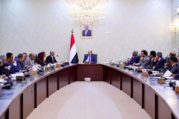 بعد سنوات من الغياب.. هل تنتهي أزمة المرتبات نهائيا؟ إقرار موازنة 2026 يغير كل شيء! بعد سنوات من الغياب.. هل تنتهي أزمة المرتبات نهائيا؟ إقرار موازنة 2026 يغير كل شيء!