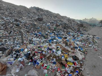 مكبات النفايات في غزة .. كارثة صحية إضافية تهدد سكان القطاع المحاصر مكبات النفايات في غزة .. كارثة صحية إضافية تهدد سكان القطاع المحاصر