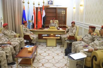 وزير الدفاع من عدن: تفعيل الرقابة وتعزيز الحوكمة أولوية لإصلاح المؤسسة العسكرية وزير الدفاع من عدن: تفعيل الرقابة وتعزيز الحوكمة أولوية لإصلاح المؤسسة العسكرية