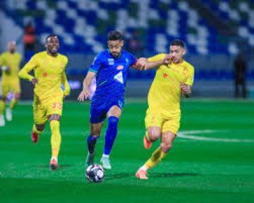 القادسية يفشل في الاقتراب من ثلاثي الصدارة بعد تعادله مع الفتح