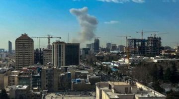 ضربات أمريكية إسرائيلية على إيران ورد صاروخي متبادل ضربات أمريكية إسرائيلية على إيران ورد صاروخي متبادل