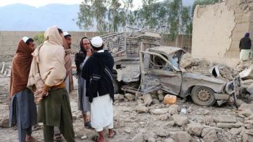 تجدد الاشتباكات بين باكستان وأفغانستان.. وكابل تتوعد بالرد تجدد الاشتباكات بين باكستان وأفغانستان.. وكابل تتوعد بالرد