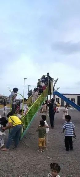 للعائلات فقط.. شباب الشيخ عثمان يغضبون من قرار الحديقة الجديد للعائلات فقط.. شباب الشيخ عثمان يغضبون من قرار الحديقة الجديد