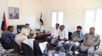 انتقالي أبين يدين حملة الاعتقالات وإغلاق مقرات المجلس