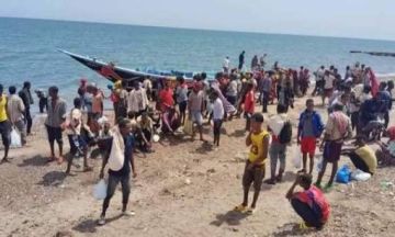 الدفعة العاشرة منذ مطلع العام.. وصول 200 مهاجر إفريقي إلى سواحل شبوة