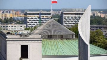 تحسبا للحرب.. رئيس بلدية وارسو: بدء تخزين الإمدادات الحربية بمترو الأنفاق