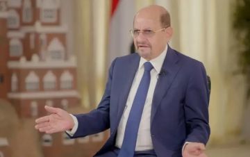 على أرض يمنية.. نائب وزير الخارجية مصطفى النعمان يكشف مكان أداء اليمين الدستورية لحكومة الزنداني