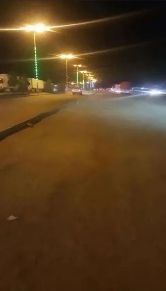 مفاجأة صادمة في منفذ الوديعة! ازدحام خانق يعصف بالباصات