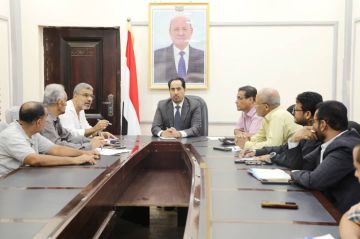 البكري يطلع على اللمسات الأخيرة لانطلاق بطولة المحافظات للكرة الطائرة بدعم سعودي