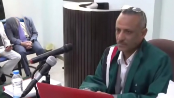 جامعة صنعاء تمنح الباحث عبدالخالق الجنيد درجة الدكتوراه في الإدارة وتطوير الأداء الوظيفي جامعة صنعاء تمنح الباحث عبدالخالق الجنيد درجة الدكتوراه في الإدارة وتطوير الأداء الوظيفي