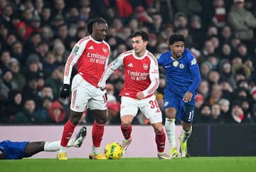 أرسنال يفوز على تشيلسي ويتأهل لنهائي كأس الرابطة الإنجليزية أرسنال يفوز على تشيلسي ويتأهل لنهائي كأس الرابطة الإنجليزية