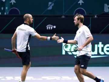 ألمانيا تفوز علي بيرو في تصفيات كأس ديفيز للتنس