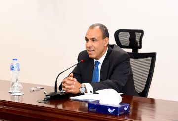 وزير الخارجية المصري يعلن مساندة بلاده لإنجاح مؤتمرات دعم لبنان