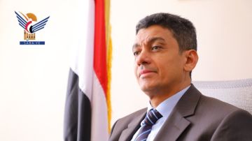 رئيس الهيئة العامة للاستثمار يعزي الرئيس المشاط في وفاة والدته الفاضلة رئيس الهيئة العامة للاستثمار يعزي الرئيس المشاط في وفاة والدته الفاضلة