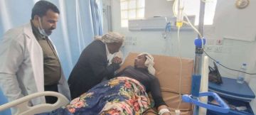 رئيس انتقالي شبوة يطمئن على جرحى فعالية إحياء يوم الشهيد رئيس انتقالي شبوة يطمئن على جرحى فعالية إحياء يوم الشهيد