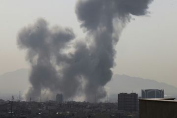 اخبار عن مقتل خامنئي : هجوم أمريكي إسرائيلي على إيران يشمل بيت المرشد الأعلى ومقري الرئاسة وهيئة الأركان.. وطهران ترد