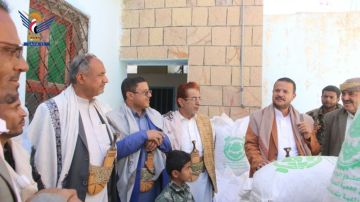 بدء تسويق خمسة طن ونصف من اللوز البلدي بتعز