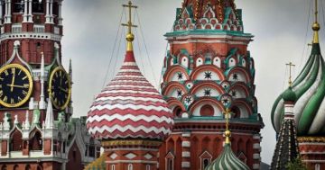 الكرملين: روسيا تعتزم إجراء محادثات ثلاثية بشأن أوكرانيا