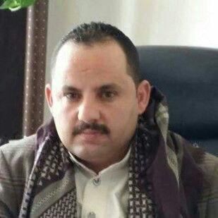 الشيخ هادي النهمي يعزي الرئيس المشاط في وفاة والدته