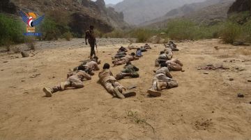 حجة.. مسير وتطبيق قتالي لخريجي دورات طوفان الأقصى في الشاهل حجة.. مسير وتطبيق قتالي لخريجي دورات طوفان الأقصى في الشاهل