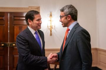 وزير الخارجية الإماراتي يختتم زيارة عمل إلى واشنطن