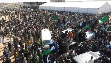 مشهد مهيب في بني وليد لتشييع جثــ.ــمان سيف الإسلام القذافي