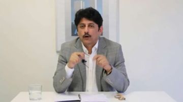 قيادي بارز في الانتقالي المنحل يصل الرياض ويوجه رسالة شديدة اللهجة