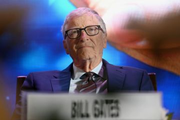 بيل غيتس يقر بعلاقته بروسيتين وينفي تورطه بجرائم إبستين الجنسية