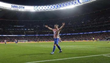 سورلوث يقود أتلتيكو مدريد لثمن نهائي دوري أبطال أوروبا بهاتريك في كلوب بروج