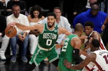 شباب أمريكا يتألق ويفوز بالشكل الجديد لمباراة كل النجوم بقيادة إدواردز شباب أمريكا يتألق ويفوز بالشكل الجديد لمباراة كل النجوم بقيادة إدواردز