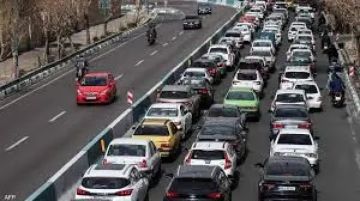 إيران تدعو سكان طهران لمغادرة العاصمة بعد هجوم مشترك أميركي إسرائيلي