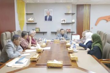 محافظ عدن يبحث مع اللجنة الوطنية لحقوق الإنسان تعزيز التعاون والتسهيلات الميدانية