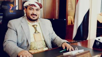 رئيس هيئة الزكاة يهنئ قائد الثورة والرئيس المشاط بحلول شهر رمضان