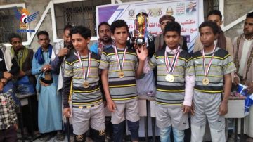 حجة .. اختتام بطولة الشهيد الصماد المدرسية لكرة القدم في أفلح الشام حجة .. اختتام بطولة الشهيد الصماد المدرسية لكرة القدم في أفلح الشام