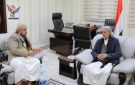 القائم بأعمال رئيس الوزراء يلتقي محافظ صنعاء الهادي - ye