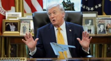 ضعيف للغاية.. ترامب يعلق على استقالة أحد مسؤوليه