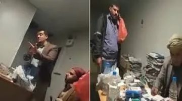 مريض يلاحق دواءه عند منفذ عفار والجبايات تؤخر الجرعة العلاجية