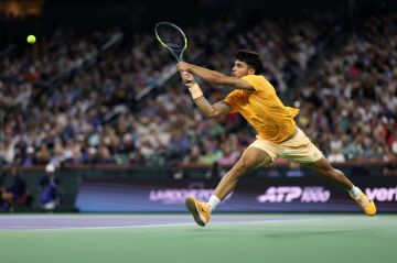 إنديان ويلز: تأهل صعب لألكاراس وديوكوفيتش وأندرييفا تتنازل عن اللقب