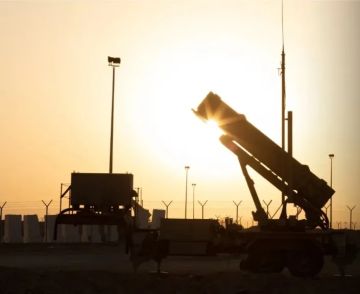 الدفاعات الجوية السعودية والإماراتية تسقط عشرات الصواريخ والمسيرات الإيرانية