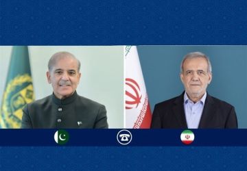 بزشكيان لـ شريف : الدفاع عن سيادتنا حق مشروع.. مضيق هرمز آمن للسفن الصديقة