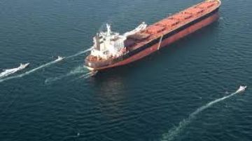 واشنطن توافق على بيع وتسليم النفط الإيراني مؤقتا واشنطن توافق على بيع وتسليم النفط الإيراني مؤقتا