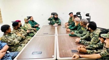 المقدم الجعدني يترأس إجتماعا لضباط وأفراد مكافحة المخدرات بالعاصمة عدن لرفع مستوى الجاهزية واليقظة الأمنية.