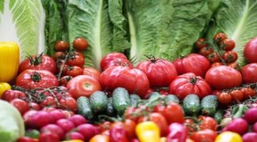 تعرف على أطعمة لتحسين المزاج في فصل الربيع